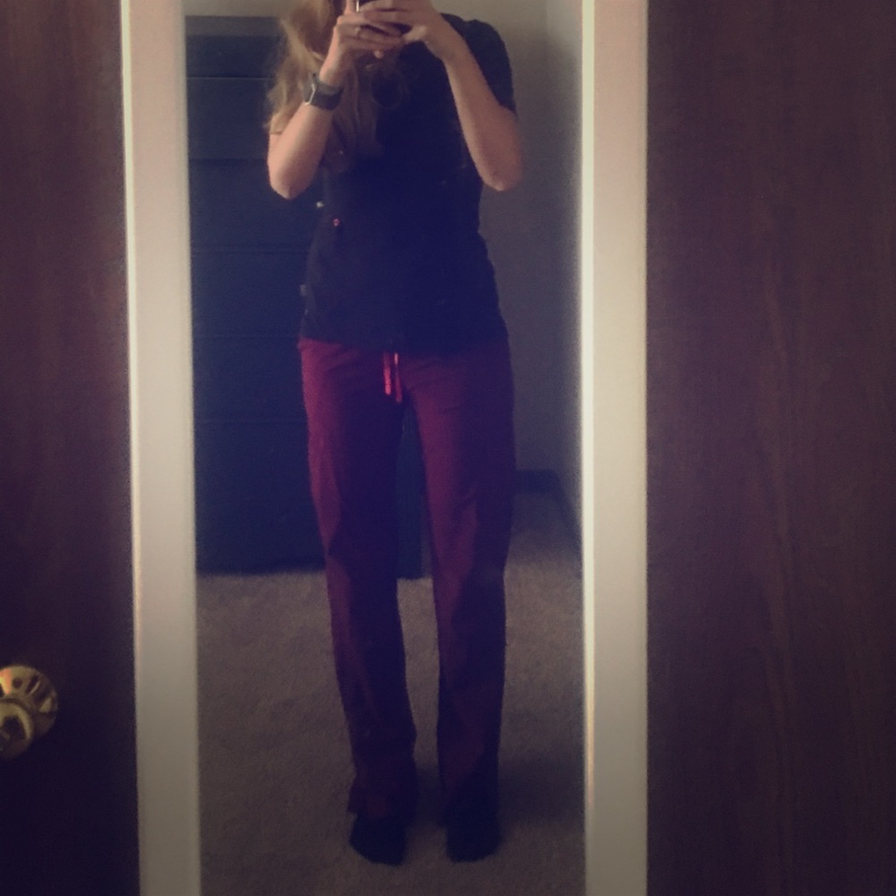 Smitten Wine Scrub Bottom (MATCHING SCRUBS AVAIL!)